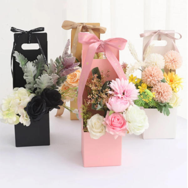 2022 Custom flowers box wedding party gift candy box packing handbags waterproof cardboard boxes